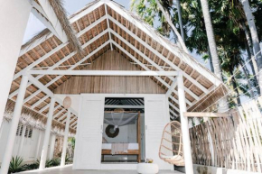Rote White House - South Villa & Loft